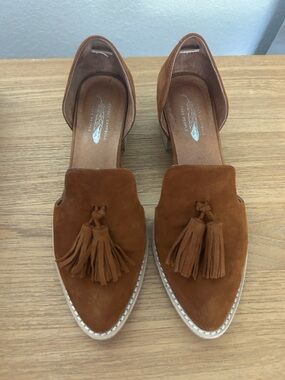 Jeffrey Campbell Brown Suede Tassel Loafers size 7